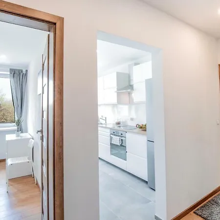 8 Apartment